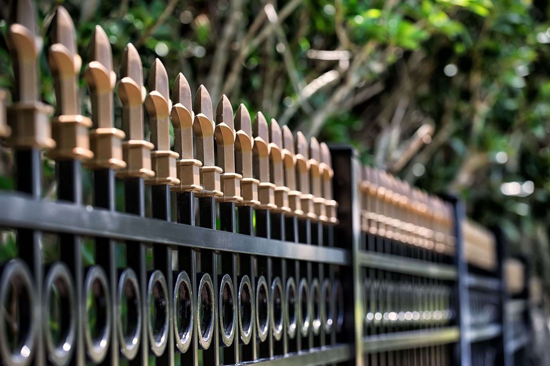 BlueBird aluminum fence project