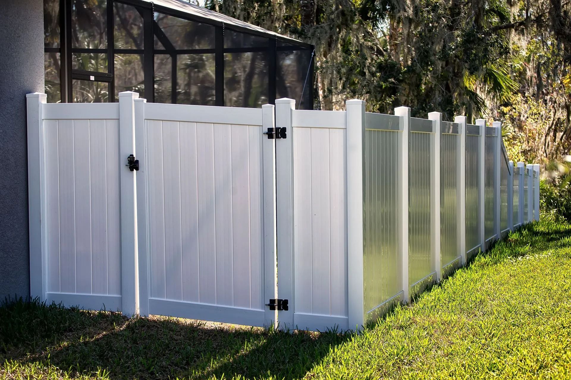 BlueBird vinyl fence project